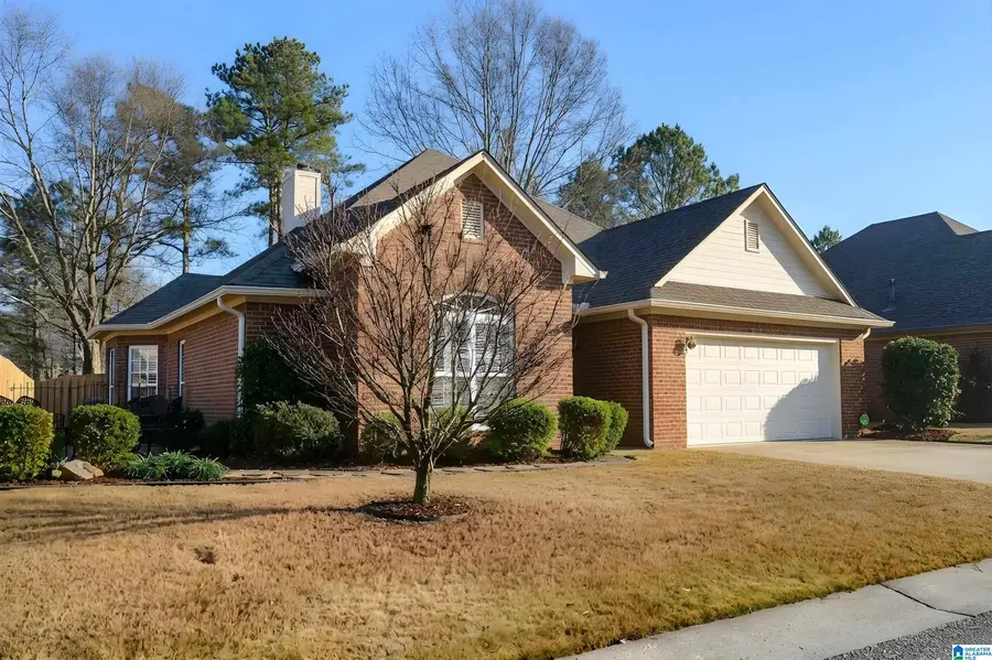 712 NARROWS POINT CIRCLE, Birmingham, AL 35242 - #2