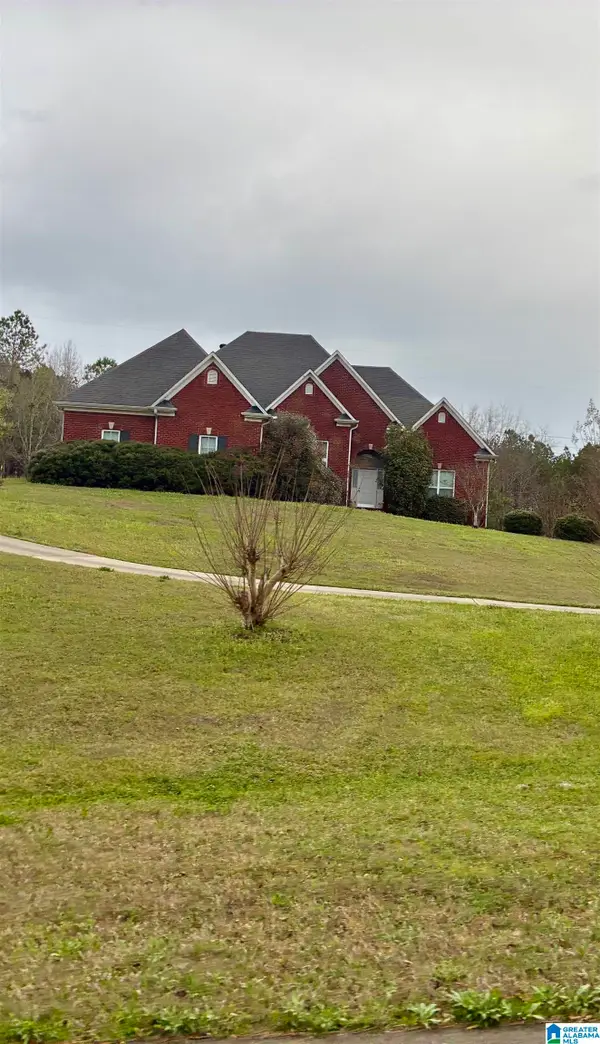 3008 SHADOW OAKS WAY, Wilsonville, AL 35186