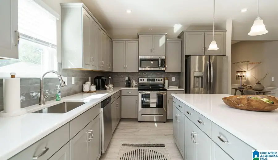 2015 STERLING CIRCLE, Margaret, AL 35120 - #2