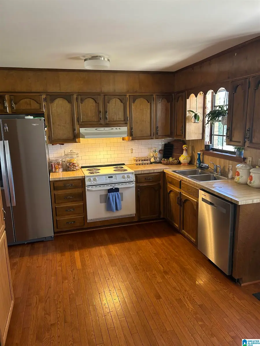 46 SCOTTSDALE DRIVE, Alabaster, AL 35007 - #3