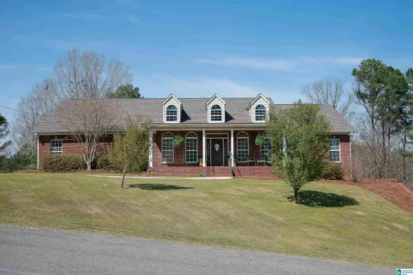 465 PANORAMIC CIRCLE, Warrior, AL 35180