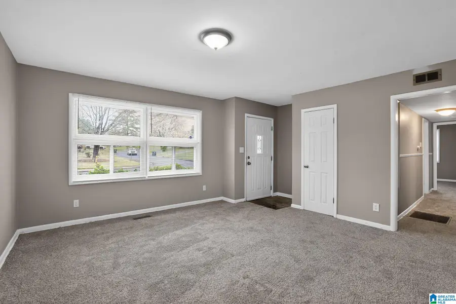 6633 AVENUE N, Birmingham, AL 35228 - #3