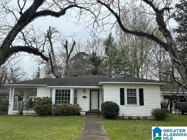 421 3RD AVENUE NE, Fayette, AL 35555