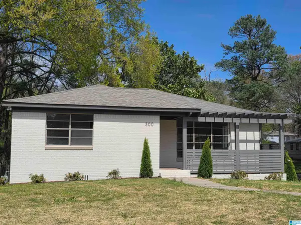 300 SW 16TH AVENUE, Birmingham, AL 35211