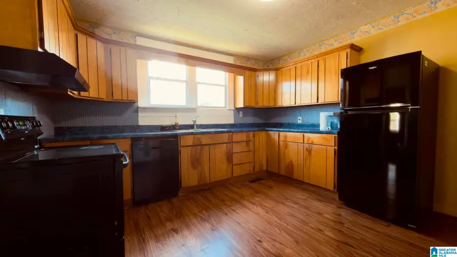 855 MAIN STREET, Sycamore, AL 35149 - #3