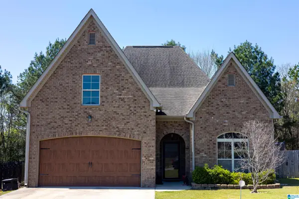 2067 KERRY CIRCLE, Calera, AL 35040