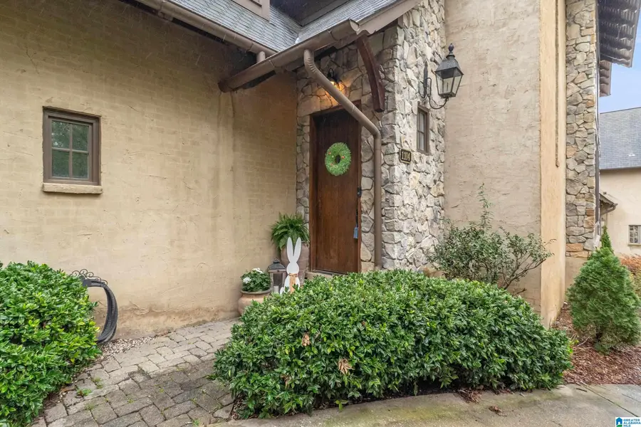 1104 HOLLYWOOD MANOR CIRCLE, Homewood, AL 35209 - #3