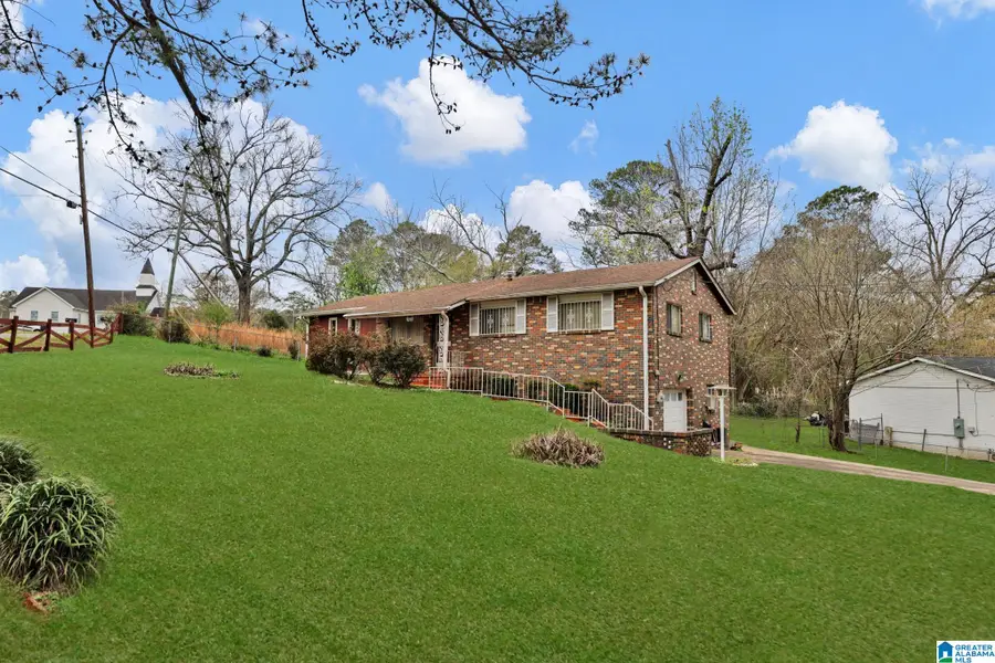 9208 AIRPORT ROAD, Birmingham, AL 35217 - #2