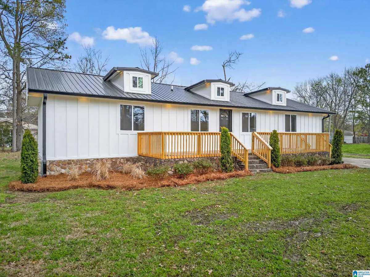 425 E AIR DEPOT ROAD, Glencoe, AL 35905 - #1