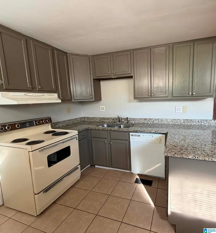 1649 RIDERWOOD TRAIL, Birmingham, AL 35214 - #3