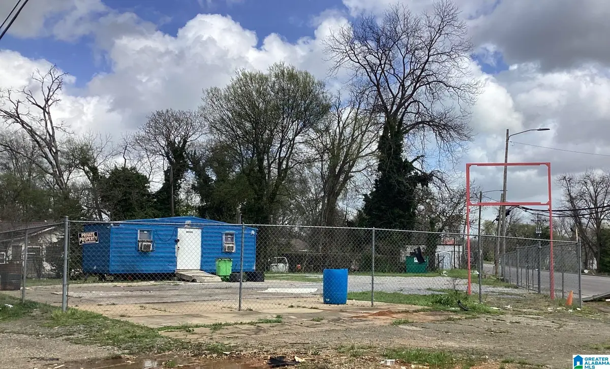 2622 PEARSON AVENUE SW, Birmingham, AL 35211 - #1