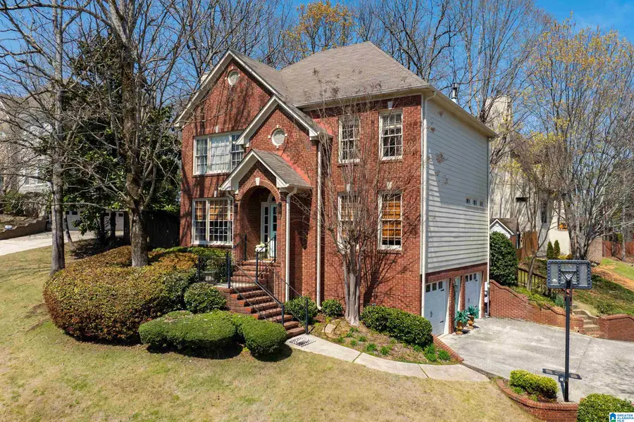 1901 GREEN LEAF CIRCLE, Hoover, AL 35244 - #2