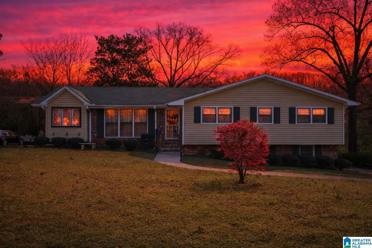 825 NORTHCREST DRIVE, Birmingham, AL 35235 - #1