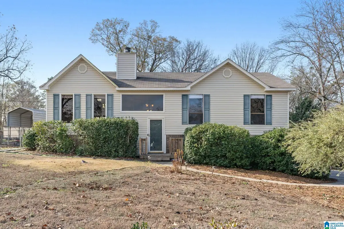 140 SOUTHERN HILLS DRIVE, Calera, AL 35040 - #1