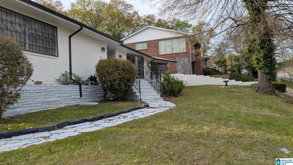 1032 CENTER STREET N, Birmingham, AL 35204 - #1