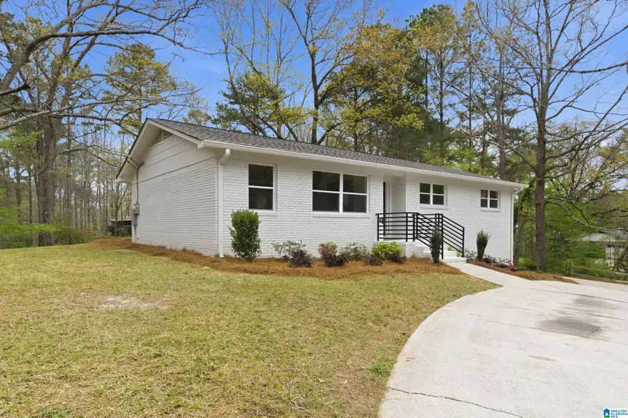 5676 REX LAKE CIRCLE, Leeds, AL 35094 - #2