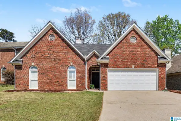 1582 BENT RIVER CIRCLE, Vestavia hills, AL 35216
