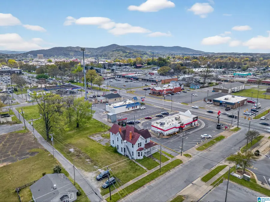214 E 19TH STREET, Anniston, AL 36207 - #3