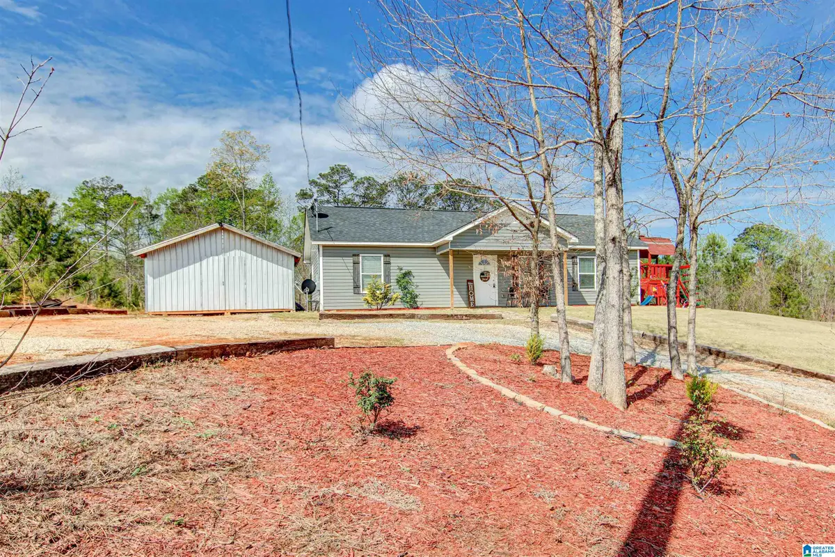 400 COUNTRY BREEZE CIRCLE, Wedowee, AL 36278 - #1
