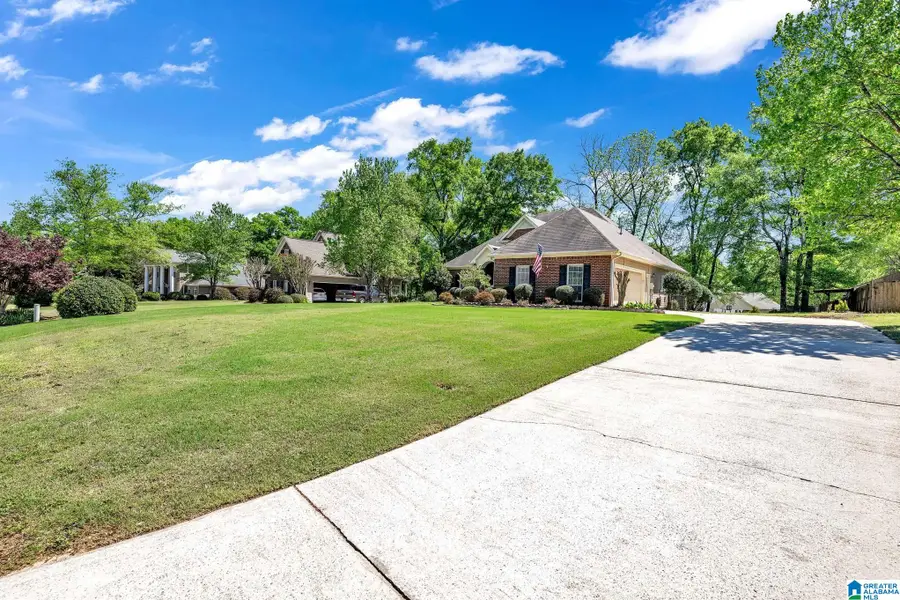 104 OAKBROOKE LANE, Alabaster, AL 35007 - #3