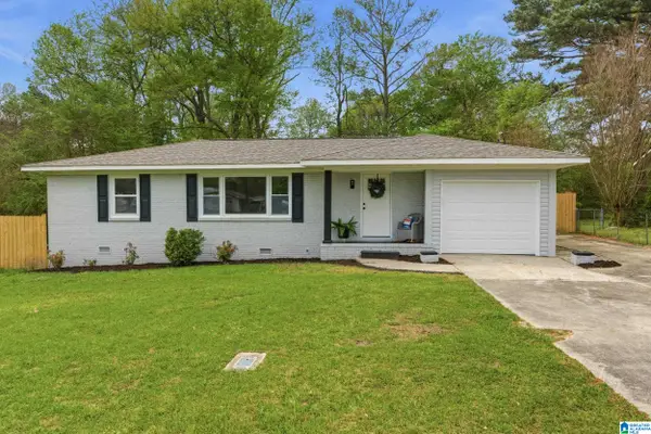 918 9TH AVENUE, Pleasant grove, AL 35127