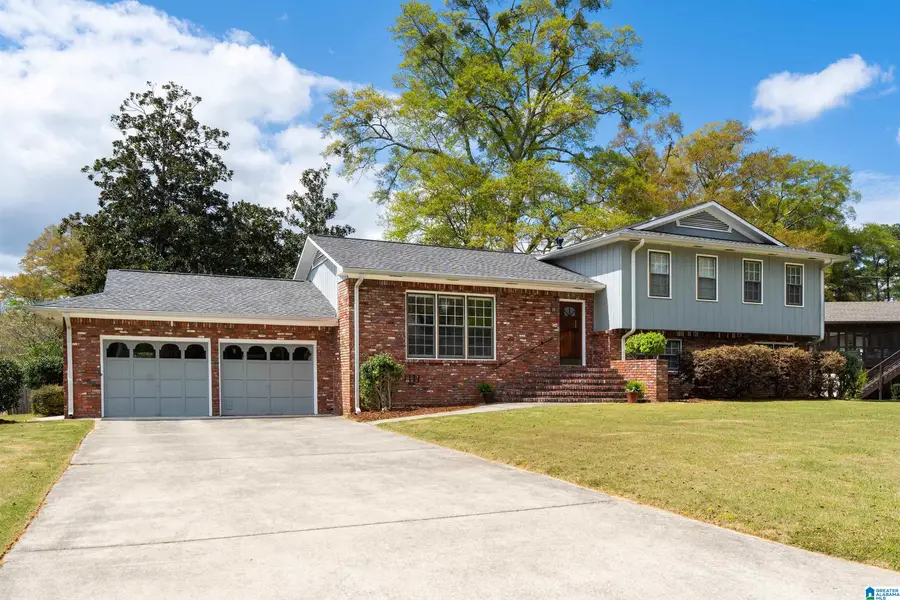 4106 OSSA WINTHA PLACE, Vestavia Hills, AL 35243 - #2