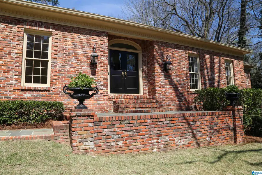 3352 BROOKWOOD ROAD, Mountain Brook, AL 35223 - #2