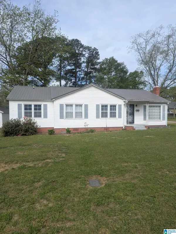 209 N 15TH STREET N, Clanton, AL 35045