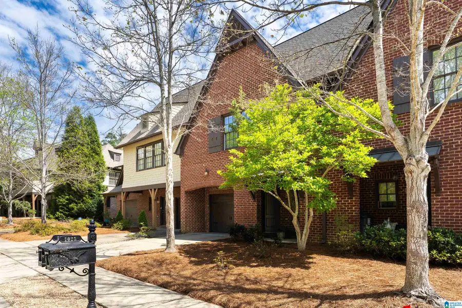 1029 INVERNESS COVE WAY, Hoover, AL 35242 - #3