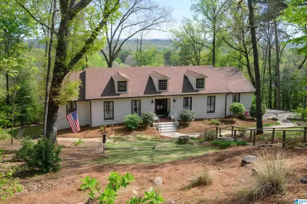 305 VESCLUB DRIVE, Vestavia hills, AL 35216