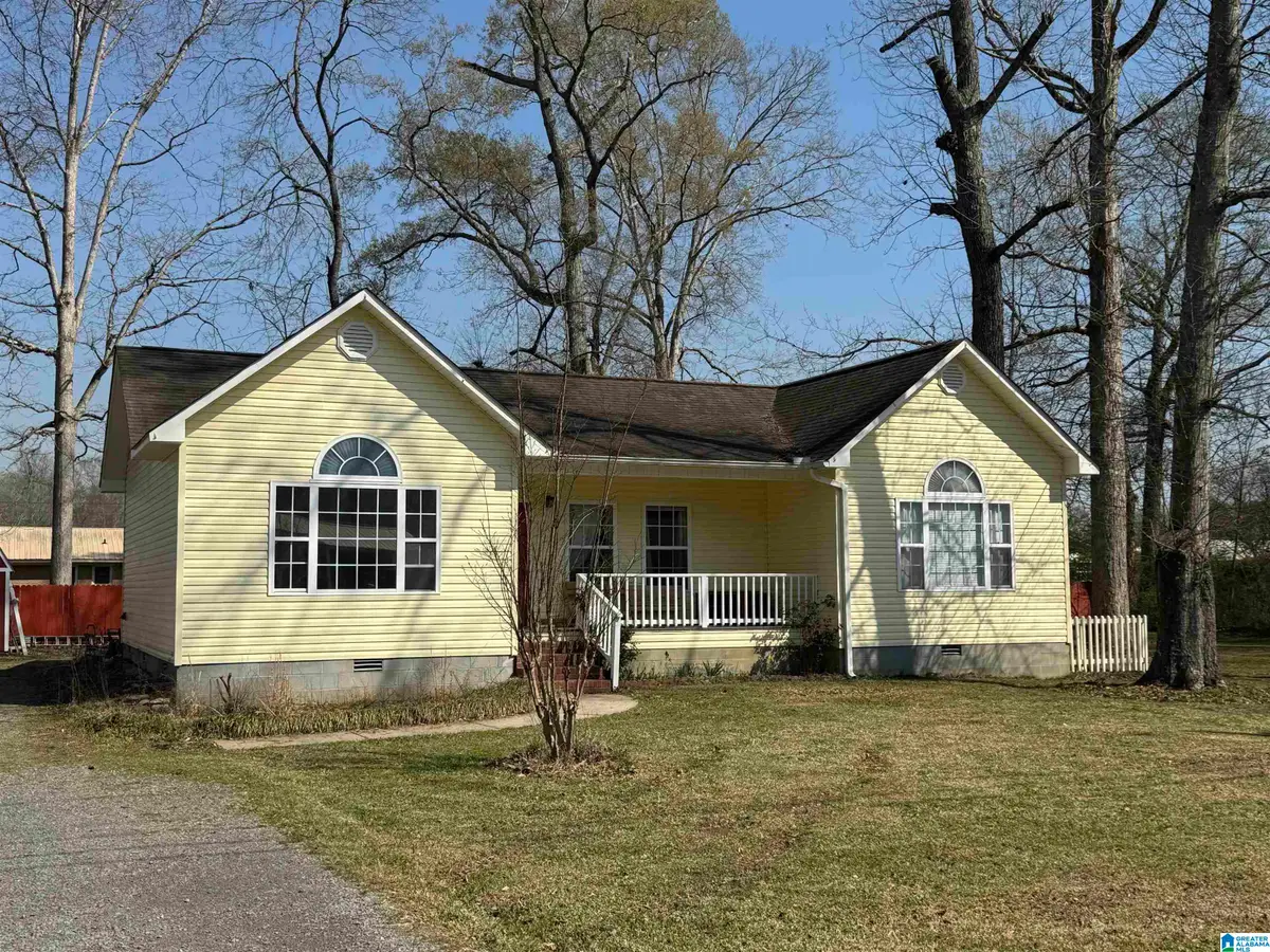 323 WOODALL LANE, Scottsboro, AL 35768 - #1