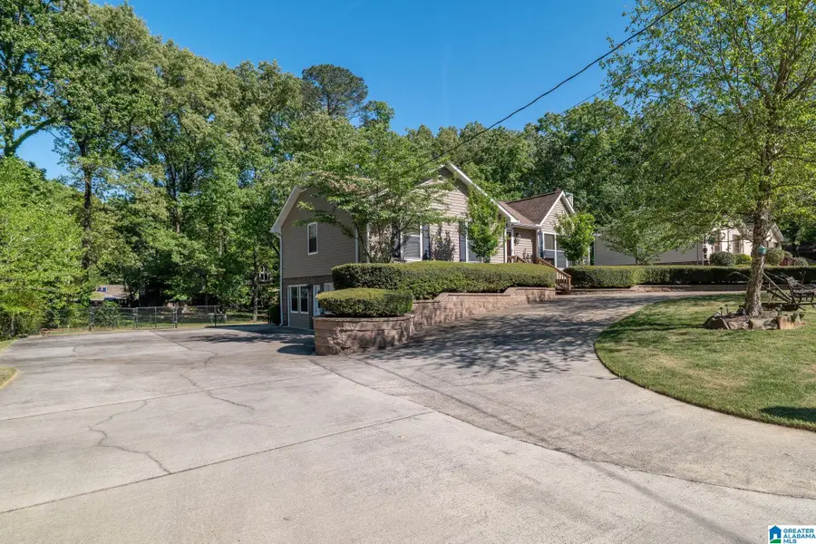 920 INDEPENDENCE DRIVE, Alabaster, AL 35007 - #2