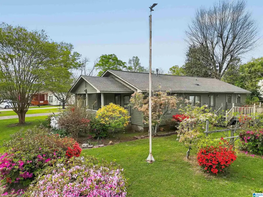 1003 7TH STREET S, Clanton, AL 35045 - #3