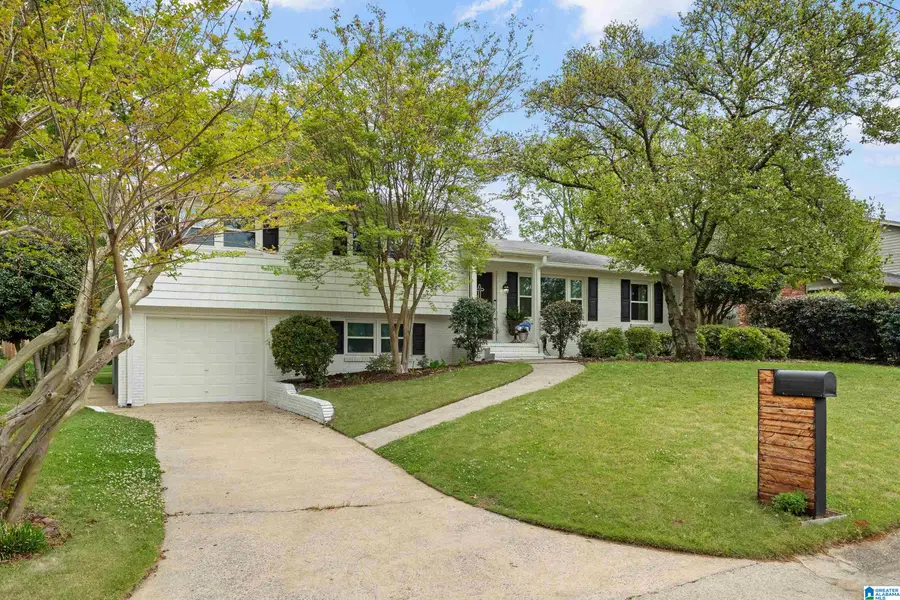 525 EDGEKNOLL DRIVE, Homewood, AL 35209 - #2