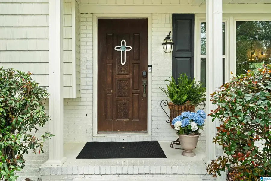 525 EDGEKNOLL DRIVE, Homewood, AL 35209 - #3