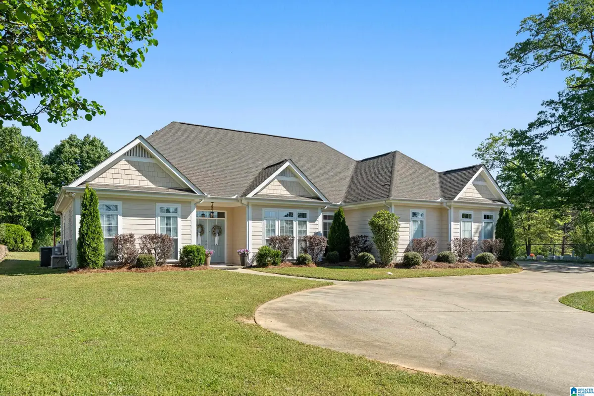 4089 PARADISE LANE, Bessemer, AL 35022 - #1