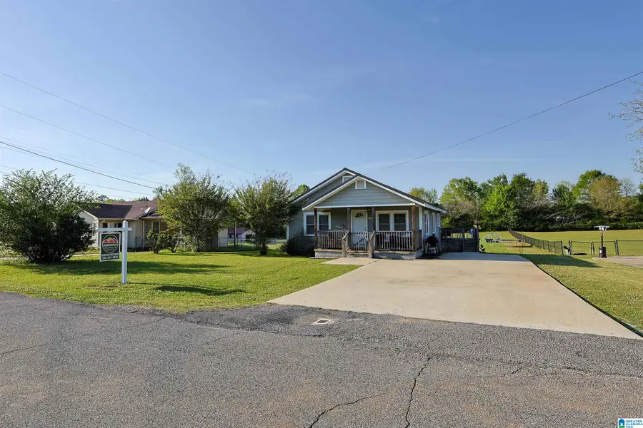 1590 ARCADE TERRACE, Bessemer, AL 35023 - #2