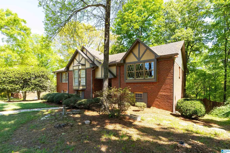 1420 E WHIRLAWAY, Helena, AL 35080 - #2