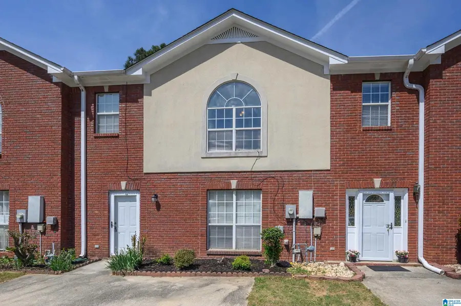 121 SOMMERSBY CIRCLE, Pelham, AL 35124 - #3