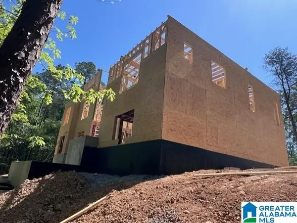 1005 GREY OAKS TERRACE, Pelham, AL 35124