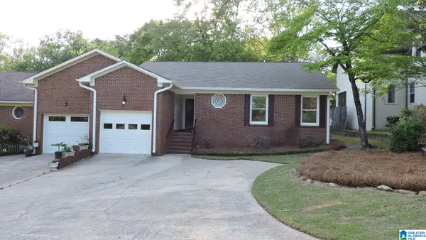 1214 VESTAVIA PLACE, Vestavia hills, AL 35216