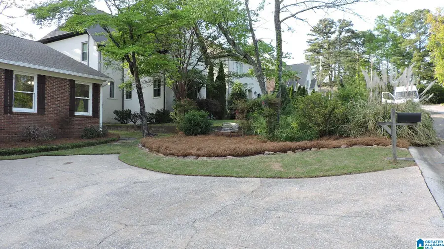 1214 VESTAVIA PLACE, Vestavia Hills, AL 35216 - #3