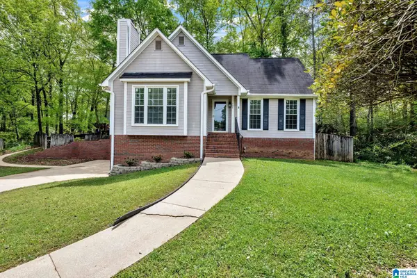 104 COMANCHE CIRCLE, Alabaster, AL 35007