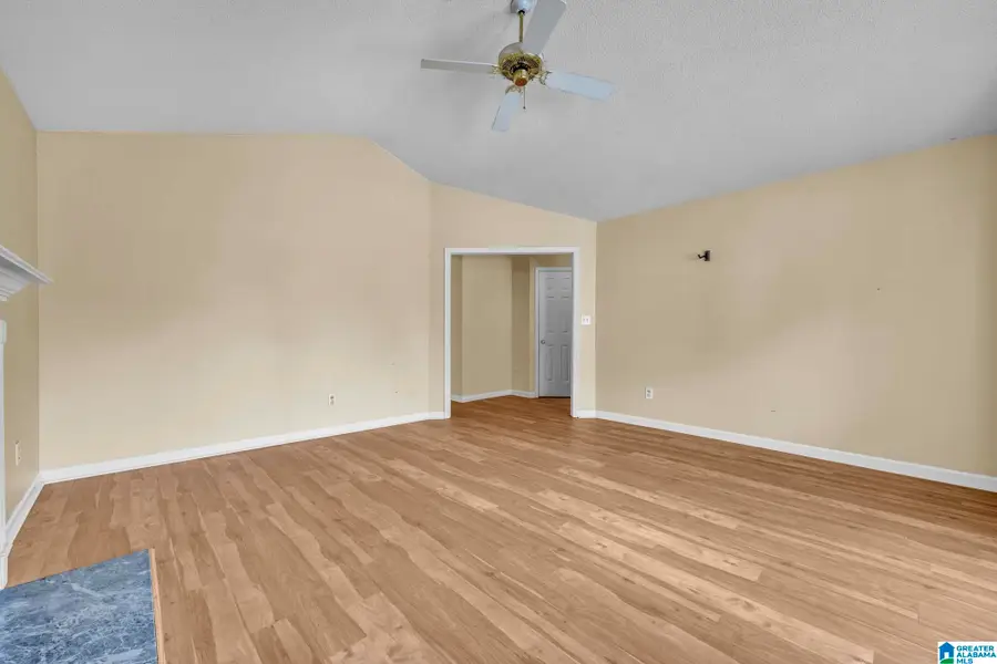 104 COMANCHE CIRCLE, Alabaster, AL 35007 - #3