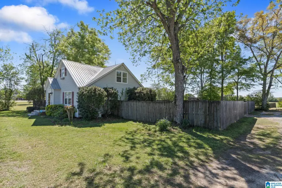 2013 2ND AVENUE N, Clanton, AL 35045 - #2