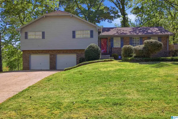 302 FRAN DRIVE, Alabaster, AL 35007