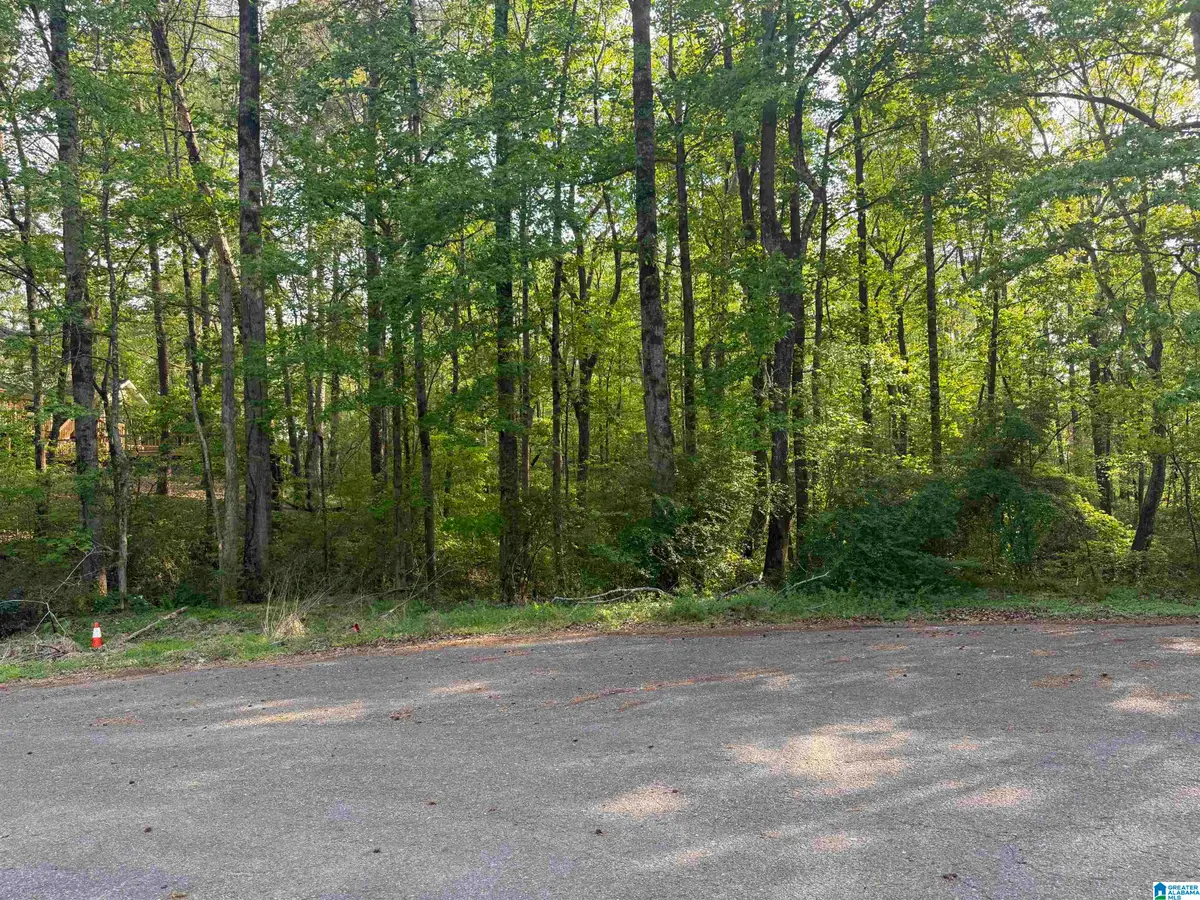 2097 EDENWOOD CIRCLE, Bessemer, AL 35023 - #1