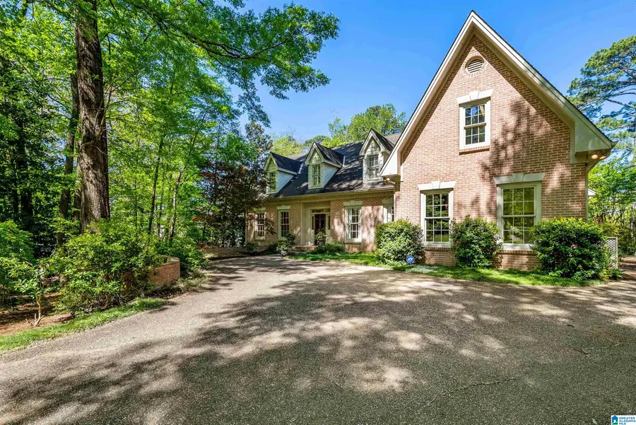 3842 S COVE DRIVE, Mountain Brook, AL 35213 - #3