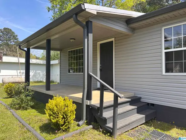 443 SHARON BOULEVARD, Dora, AL 35062