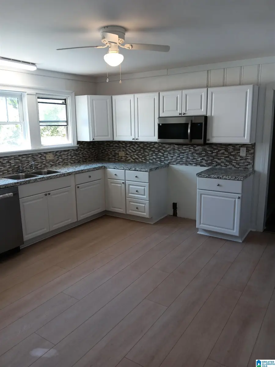 206 MONTGOMERY STREET, Warrior, AL 35180 - #3